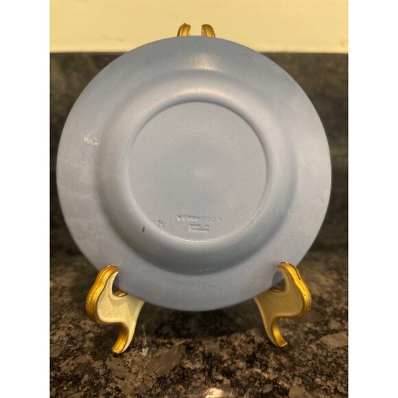 Wedgwood Collectors Society Commemorative Plate W/ Relief Profile - Picture 5 of 10